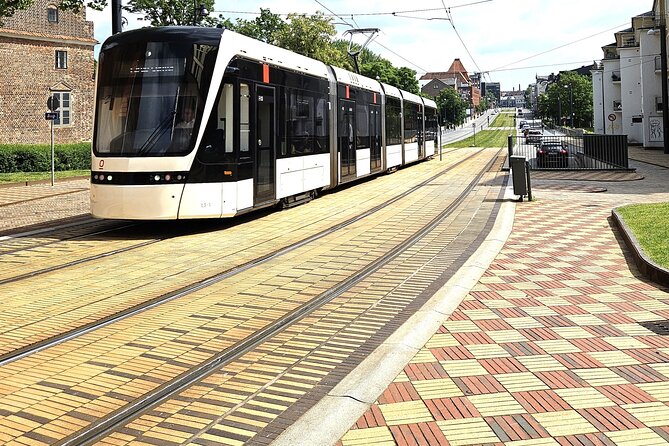 Two hour city tour through the new Odense - From the closed shipyard to new kinds of work