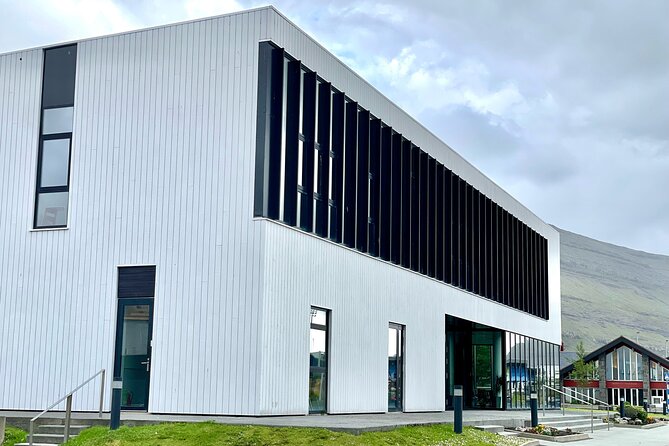 Understanding Klaksvík: A Self-guided city tour in KlaksvÍk - Borðoyarvík and the Norðoya Tunnel