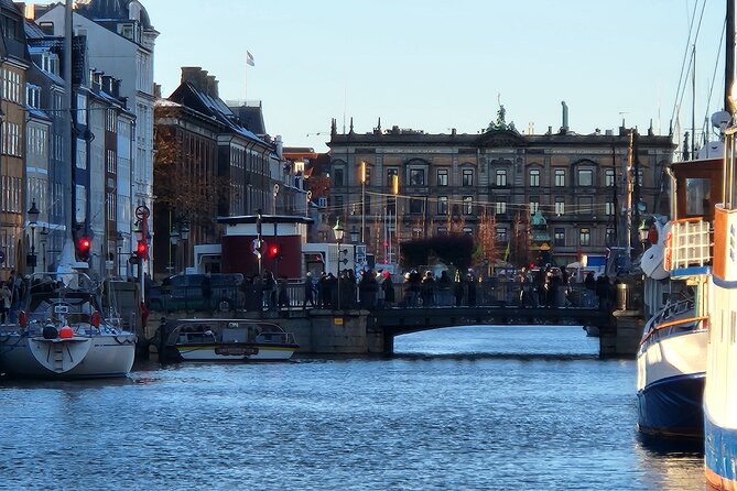 Walk & Canal Tour: Copenhagen Highlights + Changing of the Guards - The electric harbor ferry: useful, scenic, and not guaranteed