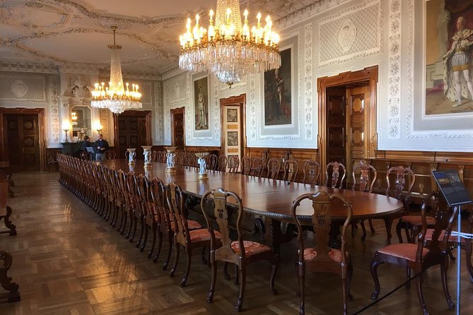 walking tour - Copenhagen and Christiansborg 3 hours - Guide style, group size, and the level of detail